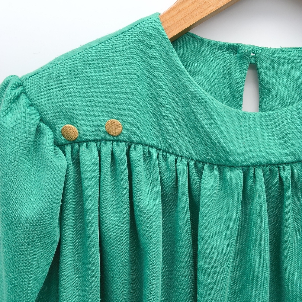 Leslie Belle Vintage Emerald Midi Dress - Made in Canada - Picture 8 of 12